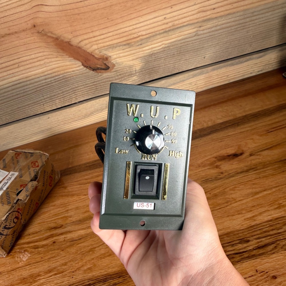 W.U.P. US-51 AC Motor Speed Control Unit 15W Green Panel Mount CW CCW